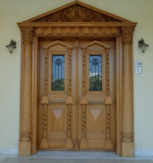 Πόρτα Εξωτερική Μασίφ p19