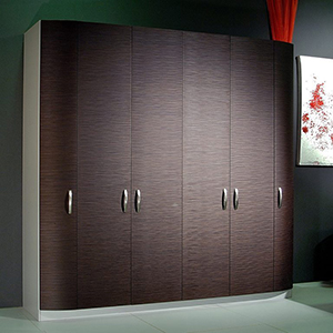 έπιπλα ντουλάπας