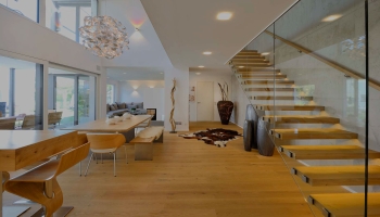 Το ξύλινο δάπεδο στην DIPO ζει τη χρυσή του εποχή!