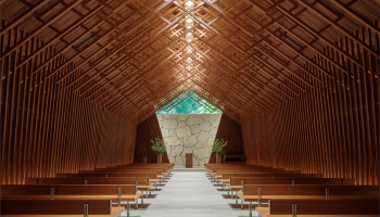 Το παρεκκλήσι Westin miyako στο Κιότο ανακαινίζεται με περίτεχνη ξυλεία