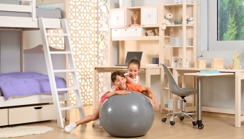 Παιδικά έπιπλα: ένας δημιουργικός χώρος γεμάτος ασφάλεια, ποιότητα, χρώματα και φυσικά υλικά.