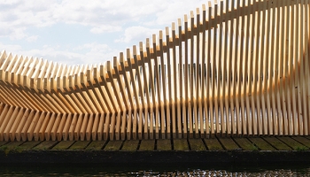 Το DaeWha Kang Design παρουσιάζει το Circe, ένα πλωτό κιόσκι φτιαγμένο από 278 όμοια κομμάτια ξύλου